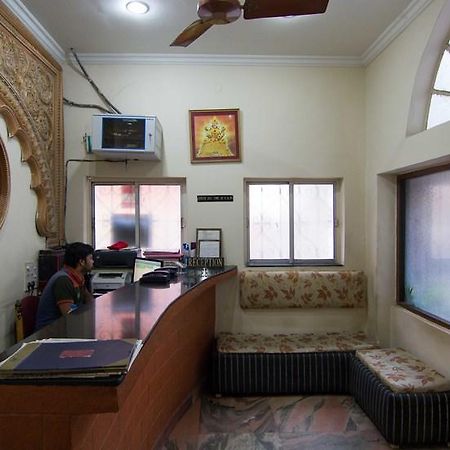 Hotel Venkateswara コルカタ エクステリア 写真