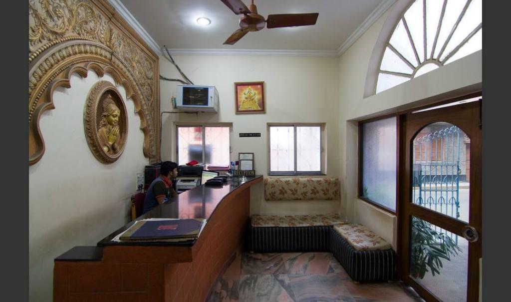 Hotel Venkateswara コルカタ エクステリア 写真