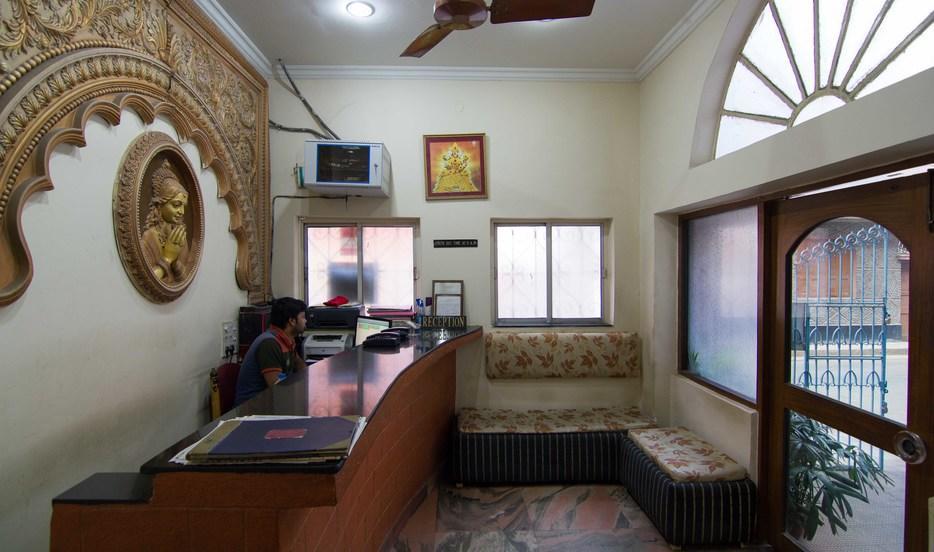 Hotel Venkateswara コルカタ エクステリア 写真